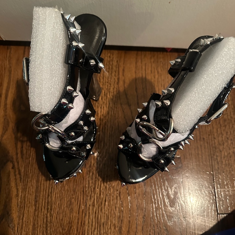 NWOB Dolls Kill / Widow Twisted Darkness Platform Heels size 7 - Picture 8 of 13